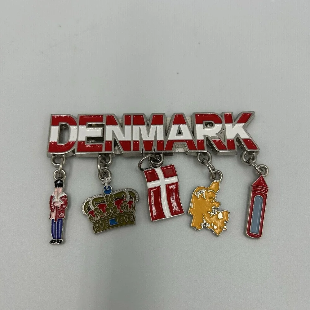VTG Denmark Royal Themed Magnet‎